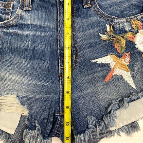 𝅺American Eagle Vintage Hi-Rise Festival Shorts - Picture 2 of 7